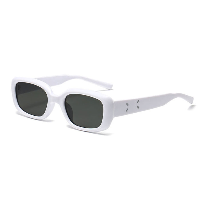 Ladies Retro-Inspired Sunglasses with Curved Frame Stornfield