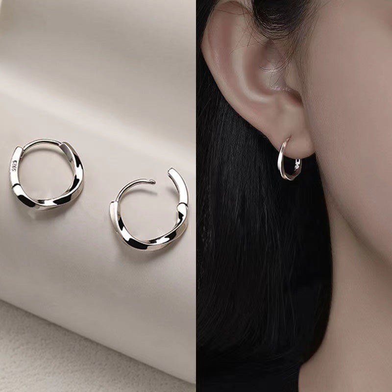 Fashionable and Elegant Hoops Made of High-Quality Metal Stornfield