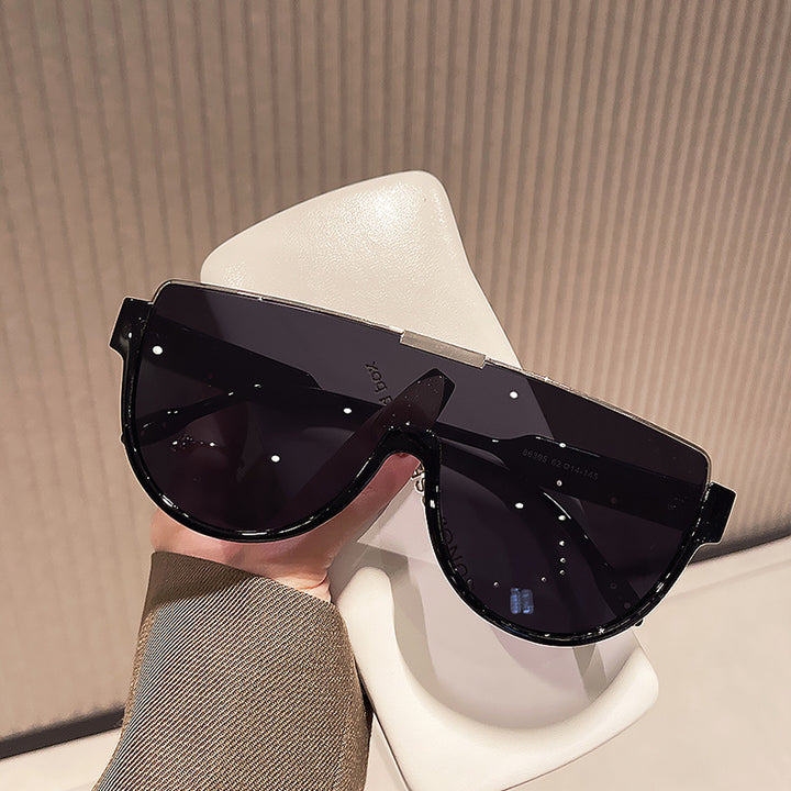 Ladies futuristic sunglasses in sporty design Stornfield