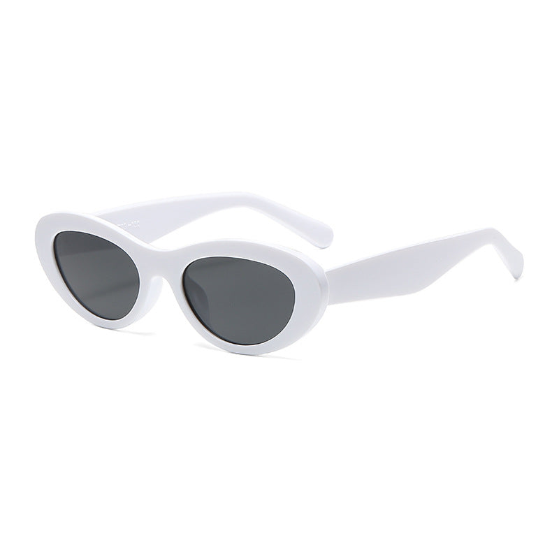 Ladies' fashionable sunglasses in elegant cat-eye style Stornfield