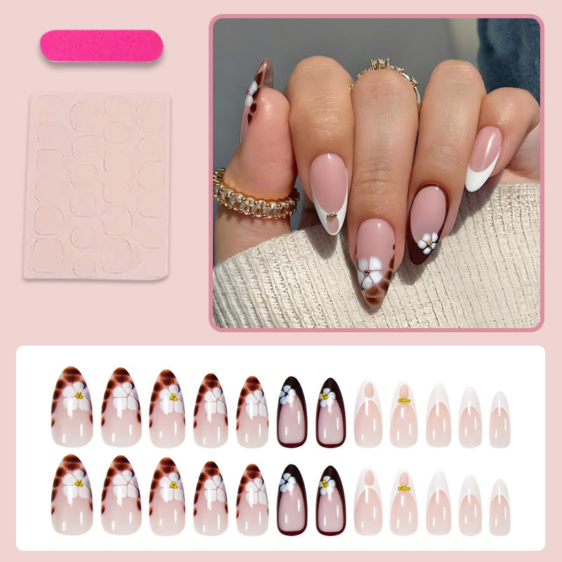 Art nail set with elegant flower and ombré designs Stornfield