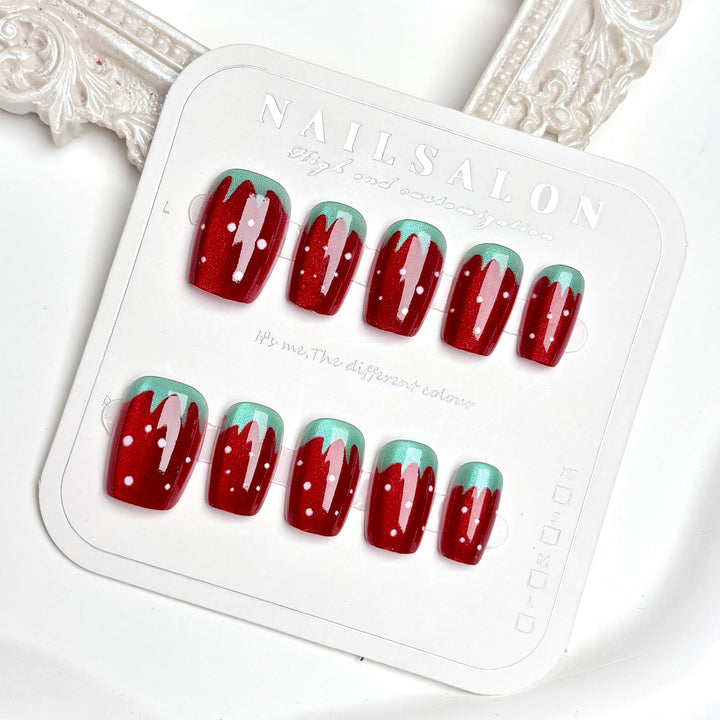 Creative Strawberry-Themed Press-On Nail Art Set