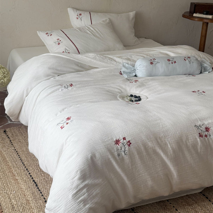 Embroidered Cotton Gauze Duvet Cover Set with Floral Motif and Envelope Pillow Shams