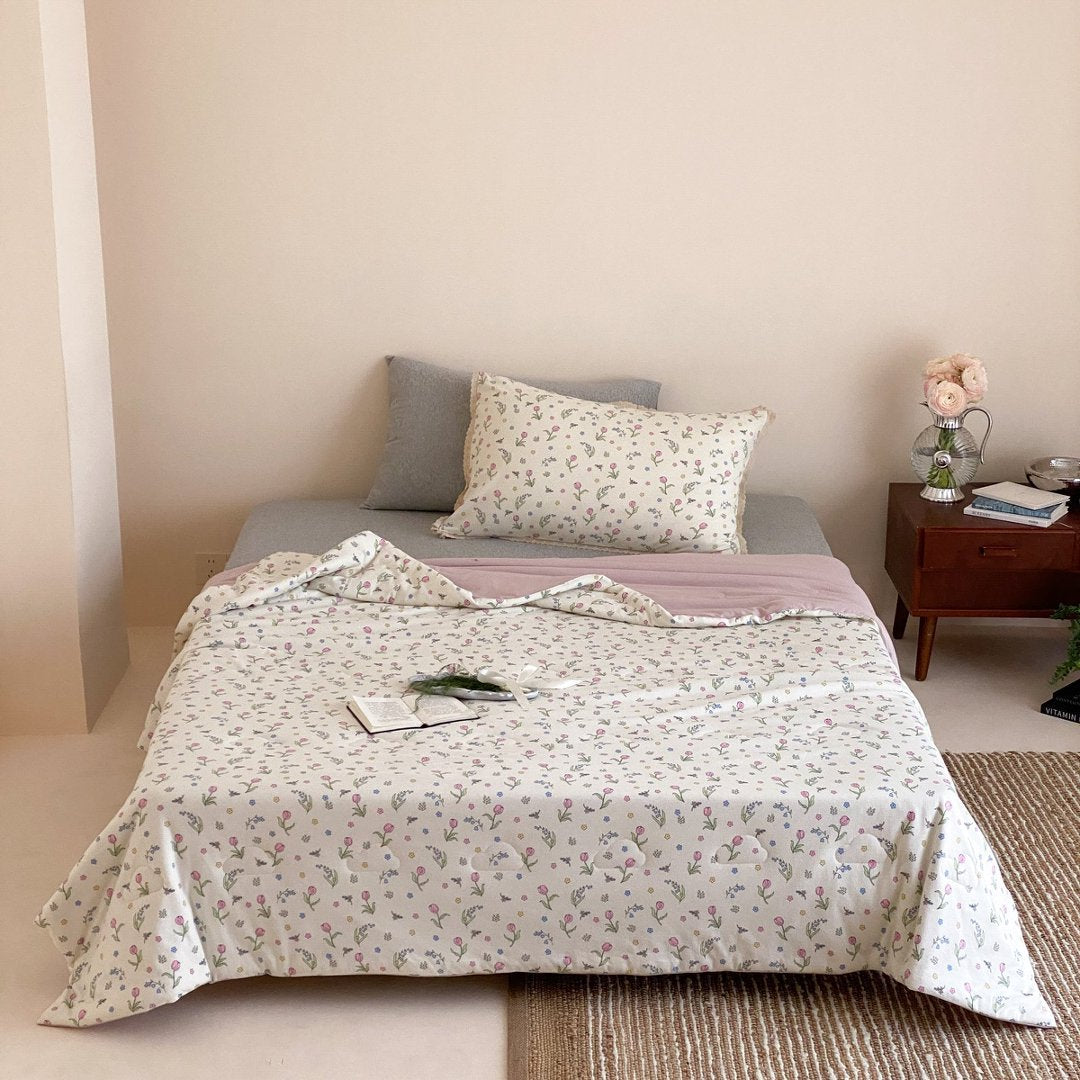 Playful Canine-Print Brushed Microfiber Duvet Cover Set with Smooth Grey Reverse and Envelope Pillowcase