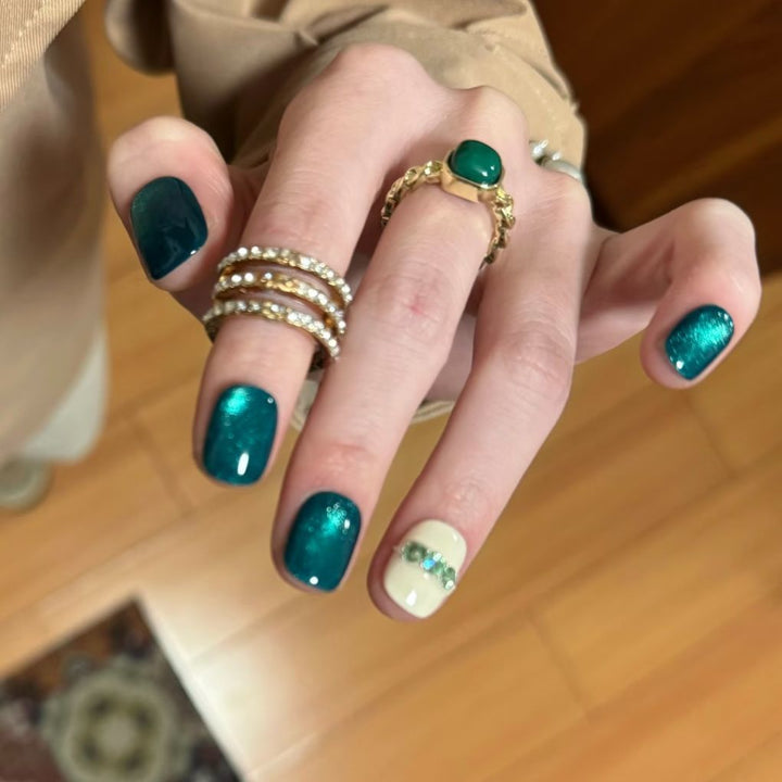 Premium Glossy Nail Art Extensions