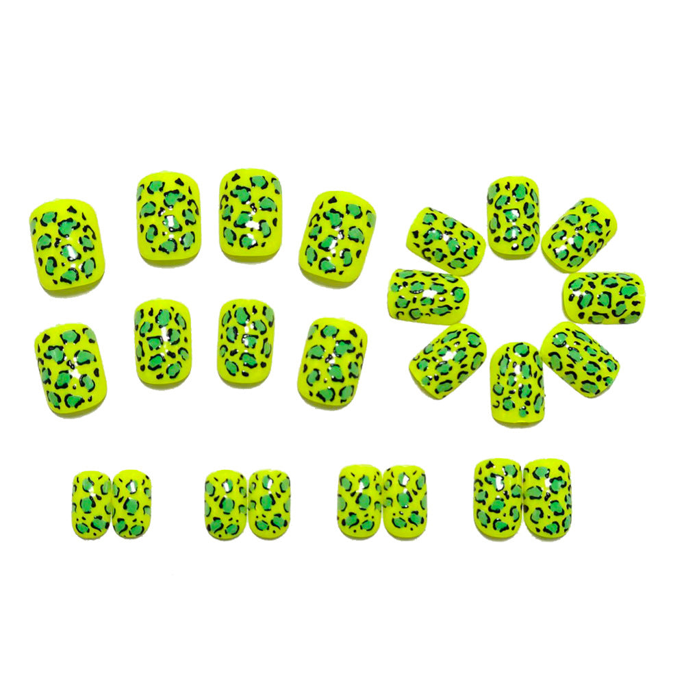 Artificial nails with animal leopard pattern Stornfield