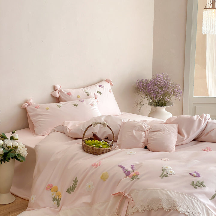 Hand-Embroidered Floral Bow-Accent Duvet Cover Set with Lace-Trim Pillow Shams