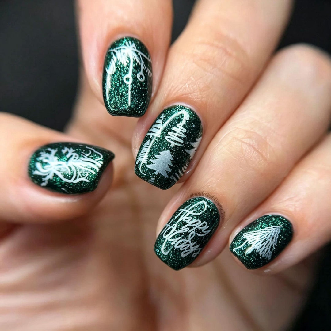 Artificial nails with festive winter motifs Stornfield