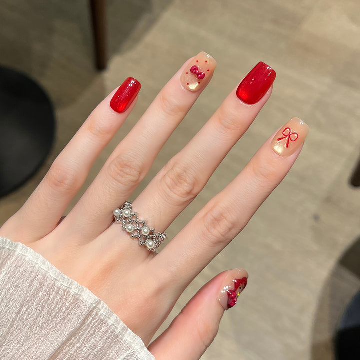 Playful Character-Themed Press-On Nail Art Stornfield