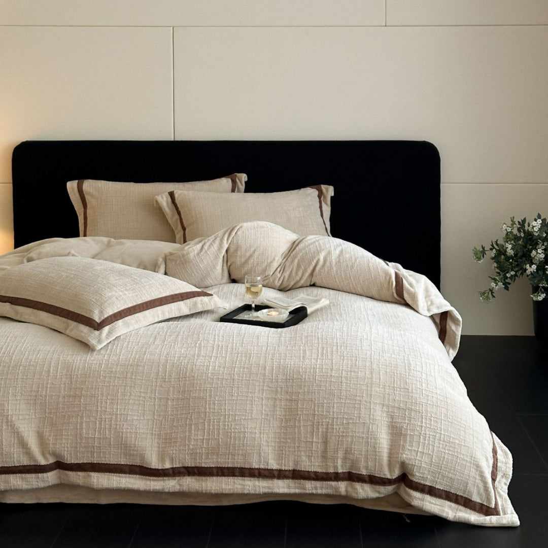 Quilted Cotton Sateen Duvet Cover Set with Brown Piped Trim