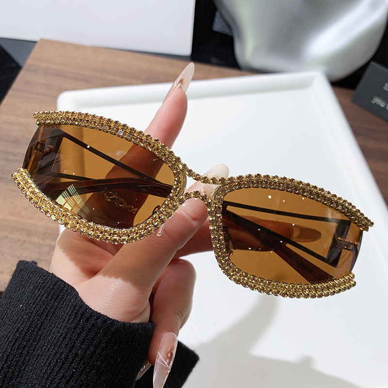 Women Cat-Eye Sunglasses with Sparkling Crystal Frame Stornfield