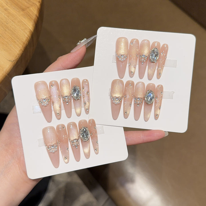 Artificial nails with glamorous design Stornfield