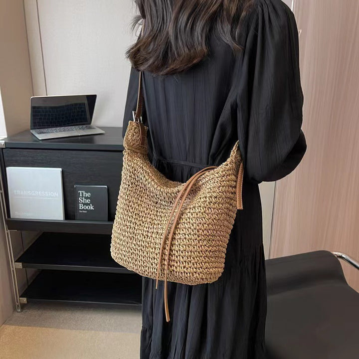 Cultivated raffia shoulder bag with leather accents Stornfield