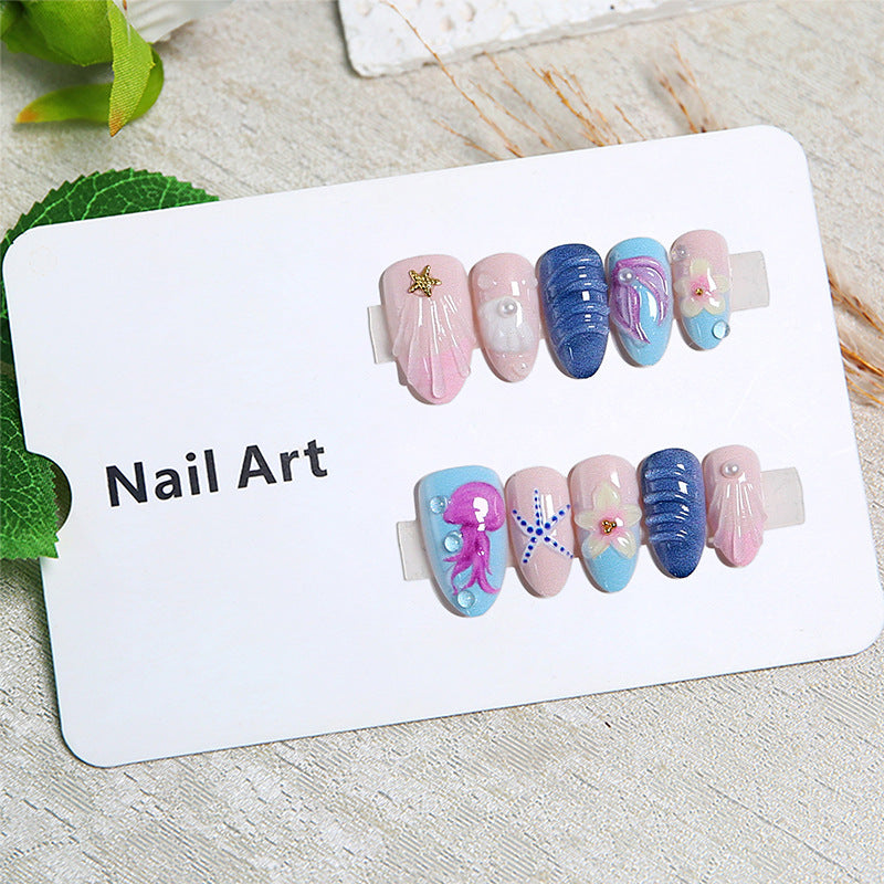Artistic Nail Tips in Maritime Style Stornfield