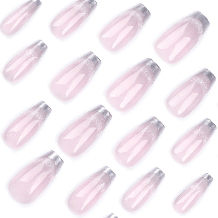 Shiny and elegant artificial nails Stornfield