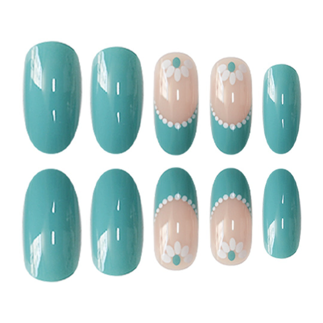 Elegant Floral Accent Nail Art Set Stornfield