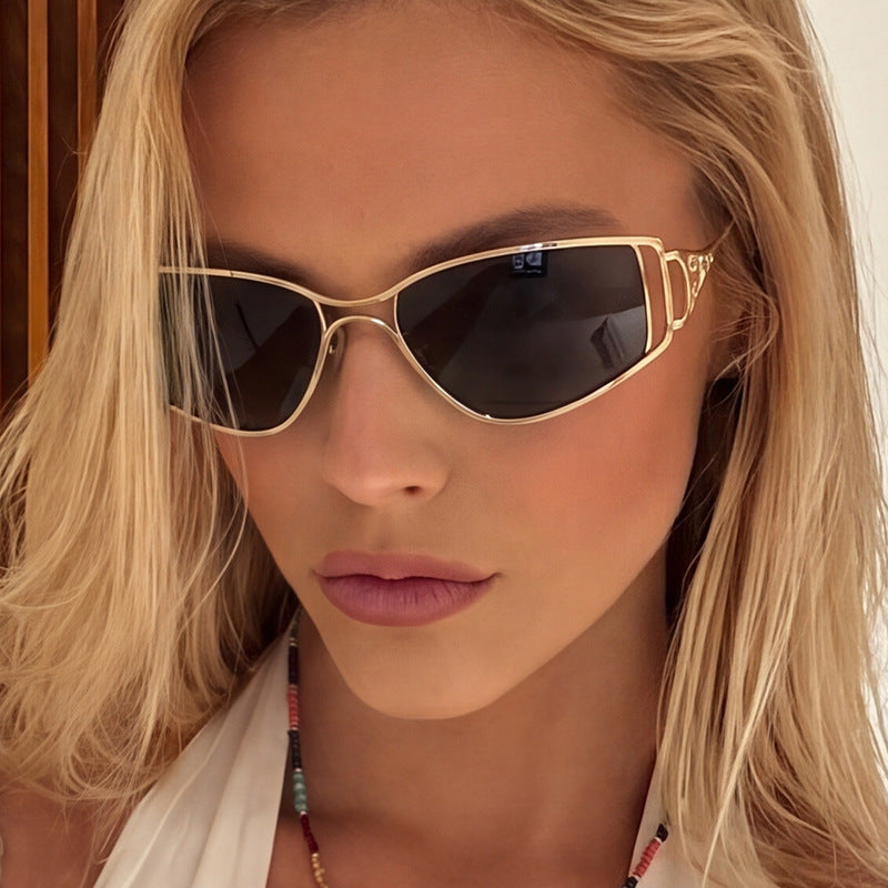 Ladies exclusive Cat-Eye sunglasses with elegant embellishments Stornfield