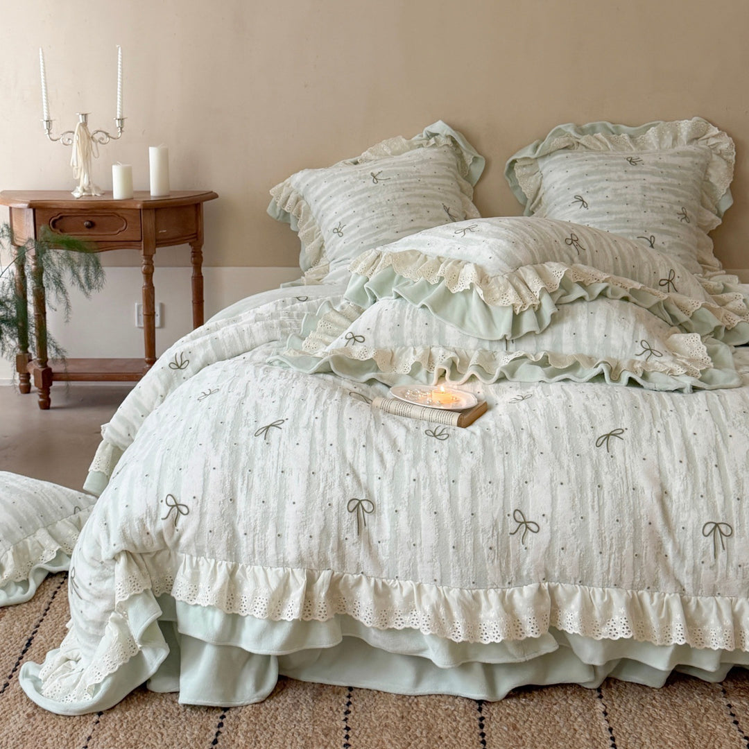 Ruffled Eyelet Lace Embroidered Cotton Duvet Cover Set