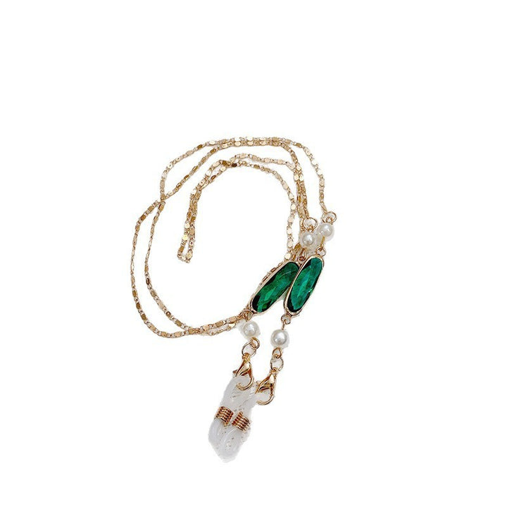 Elegant Necklace with Unique Pendant Stornfield