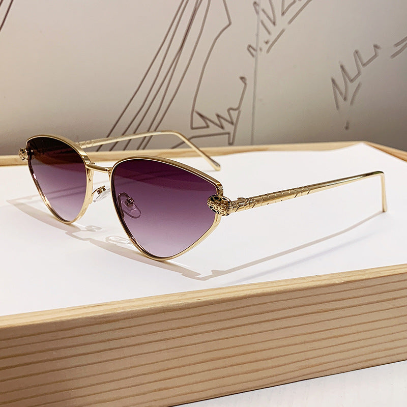 Ladies Designer Sunglasses with Chic Cat Eye Design and Luxurious Frame Stornfield