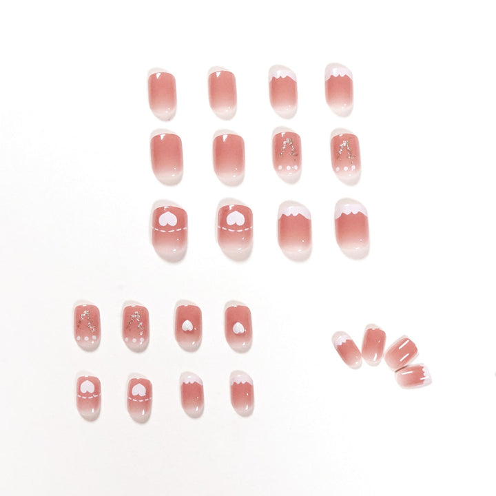 Kreative Gel-Nail Art with Shiny Accents Stornfield