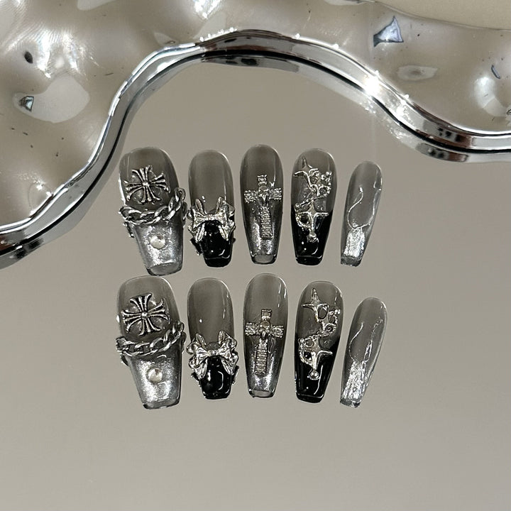 Artistic Gothic-Themed Press-On Nail Set