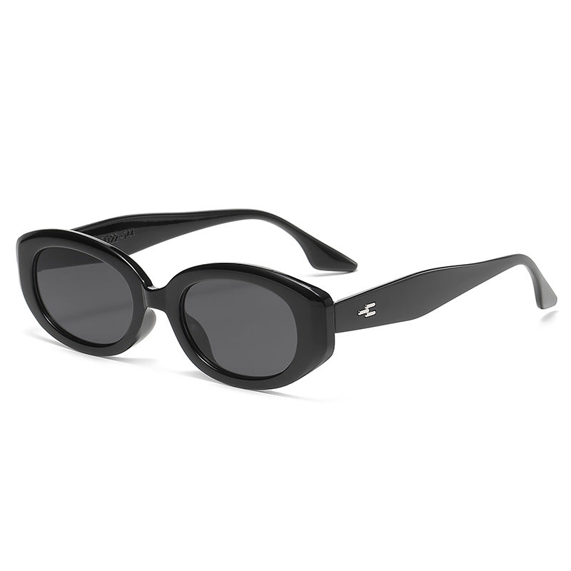 Women's fashionable sunglasses with modern, oval frame Stornfield