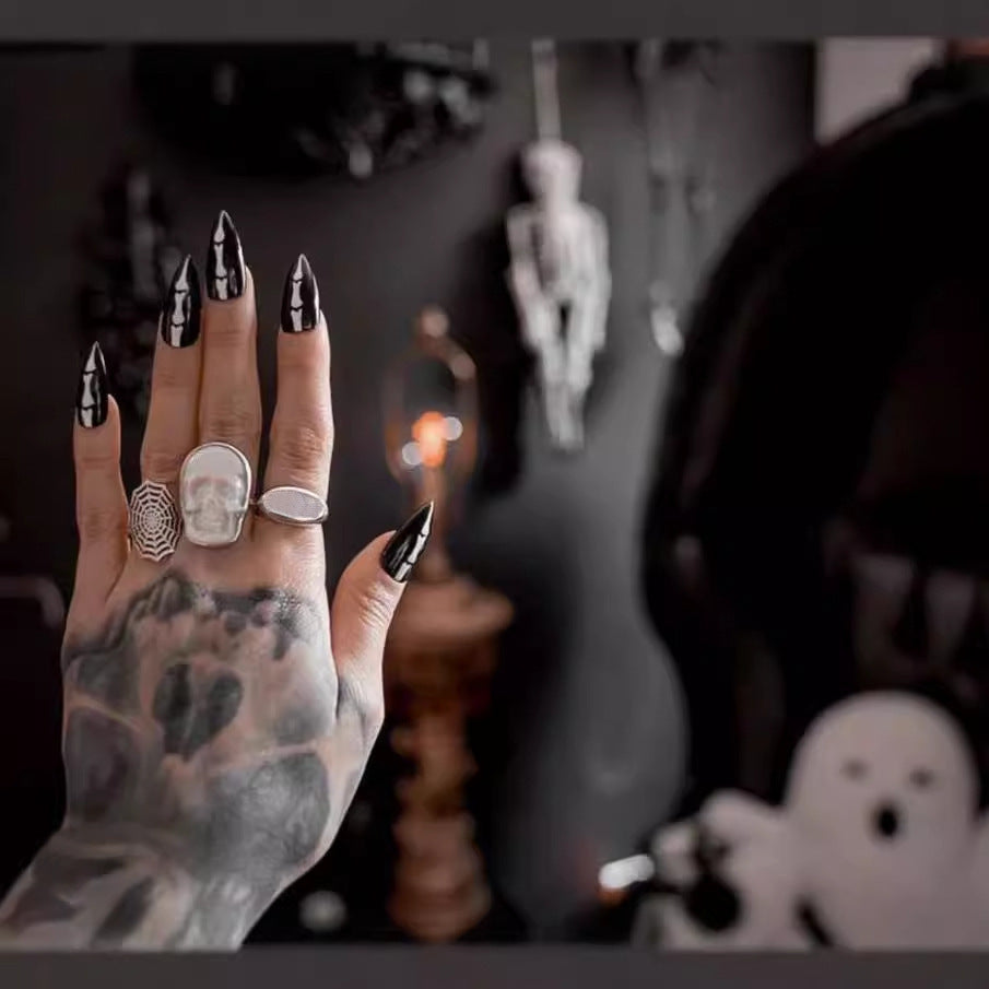 Gothic Skull-Design Stiletto Press-On Nails Stornfield