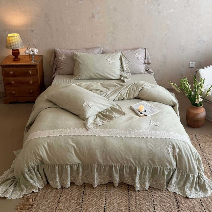 Ruffled Lace-Trimmed Cotton-Linen Duvet Cover Set with Embroidered Butterfly Appliqués