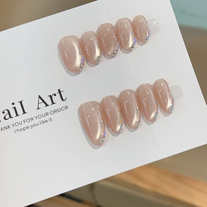 Artificial nails with Romantic Design Stornfield