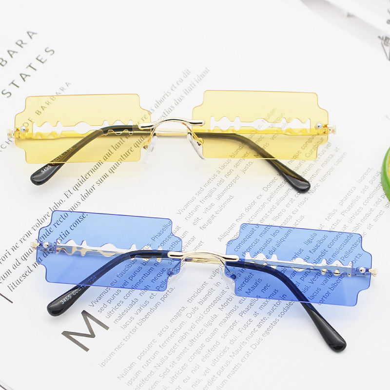 Women's Fashionable Retro Sunglasses in Unique Design Stornfield