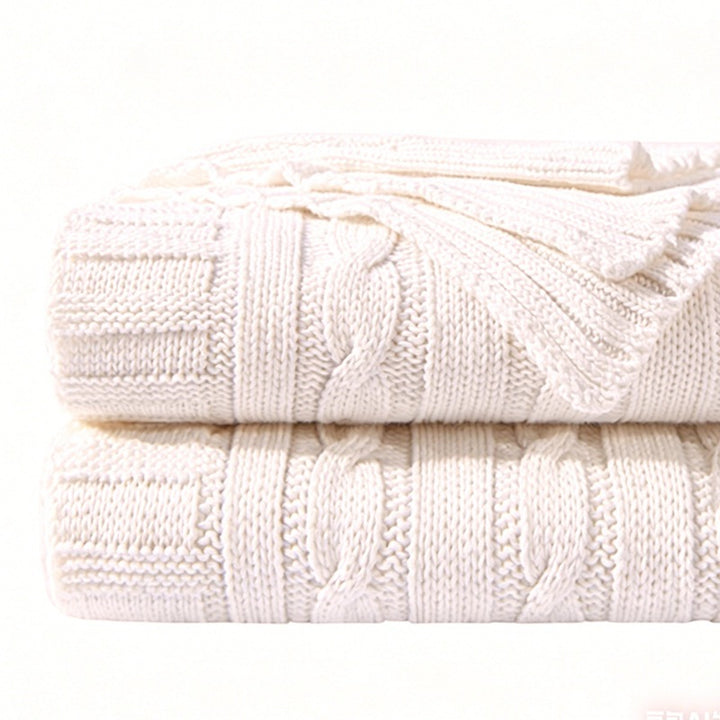 Cozy Cable Knit Throw Blanket