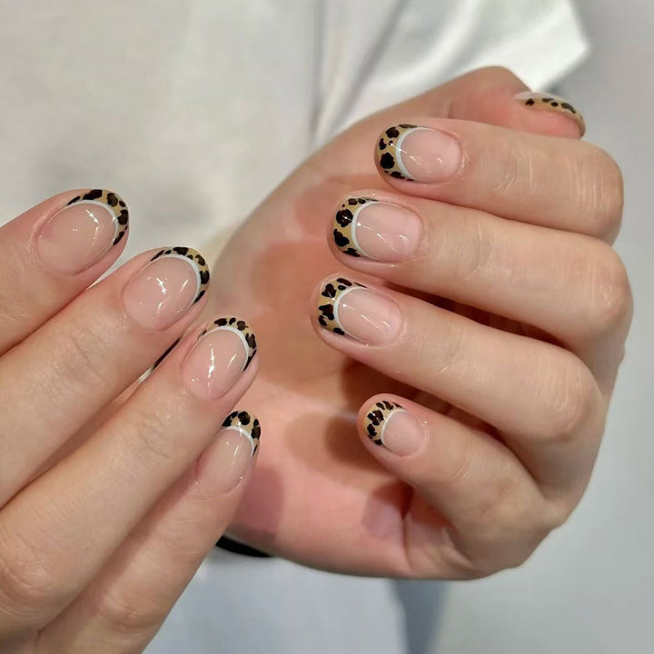 Artistic Leopard Print Nail Art Set
