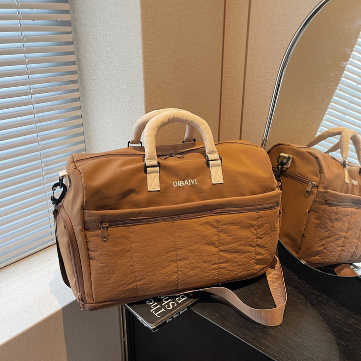 Shoulder bag with insulated compartments and sturdy design Stornfield