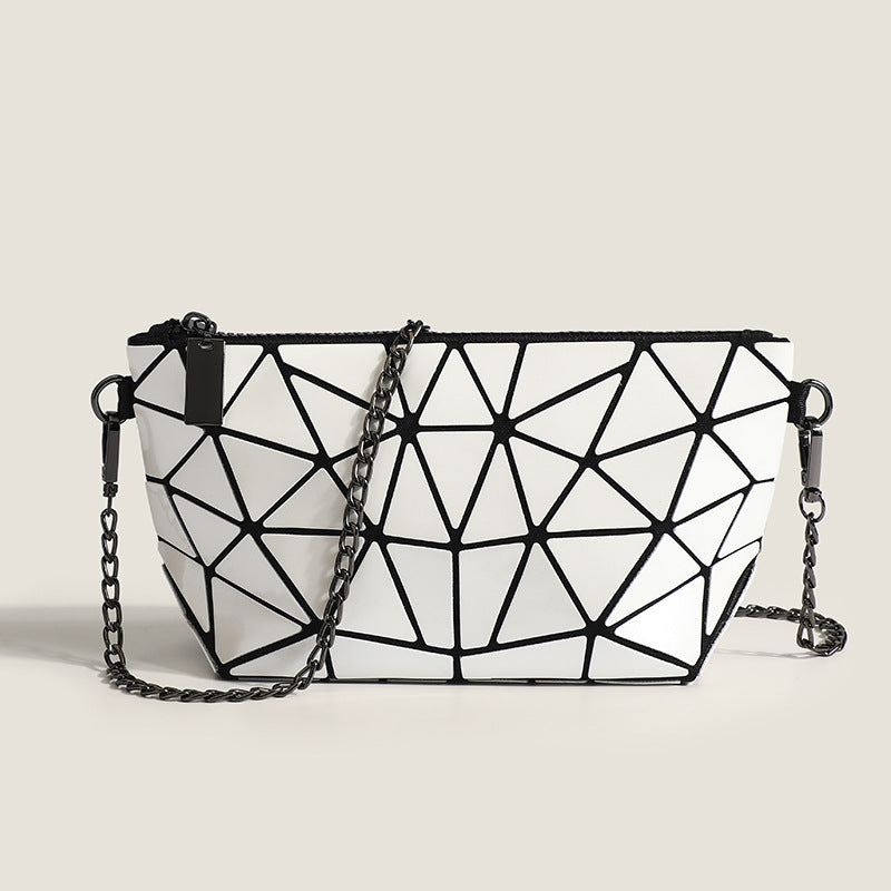 Geometric Patterned Crossbody Clutch Bag