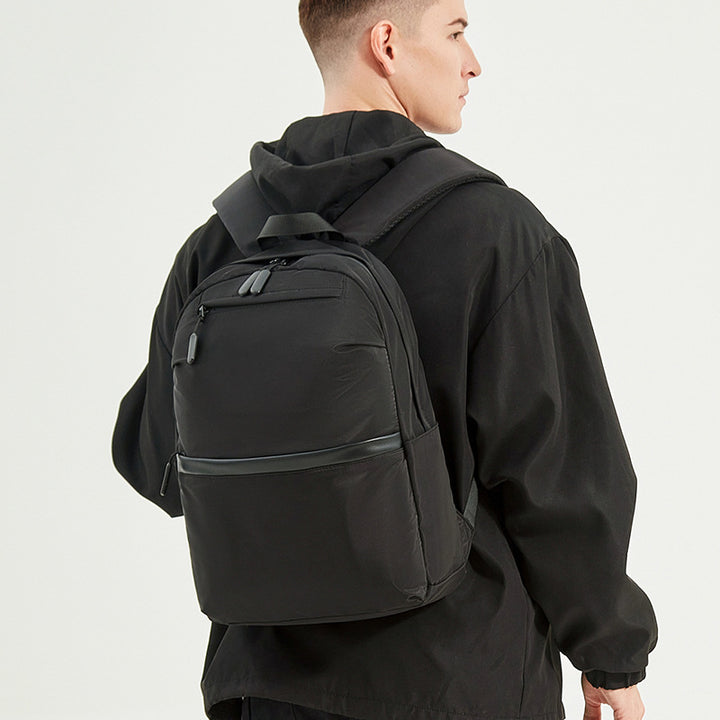 Urban Essential Lightweight Backpack Stornfield