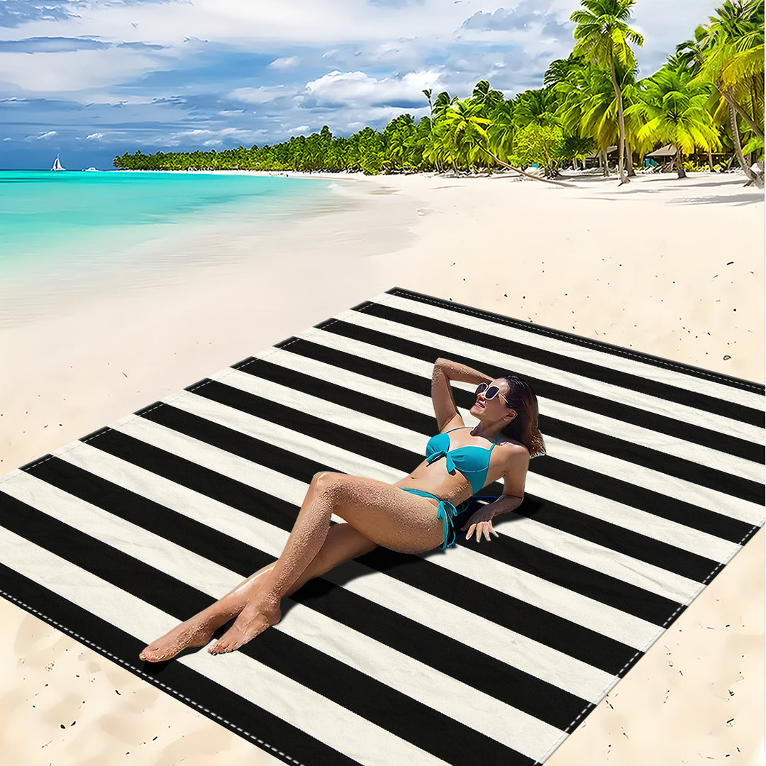 Mandala Design Beach Mat Stornfield