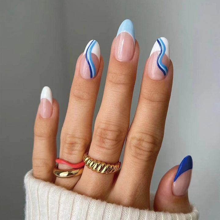 Elegant Artificial Nails with Modern Design Stornfield