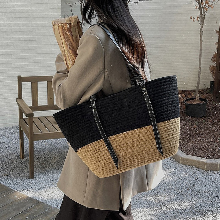 Elegant Shopper Bag with Texture Stornfield