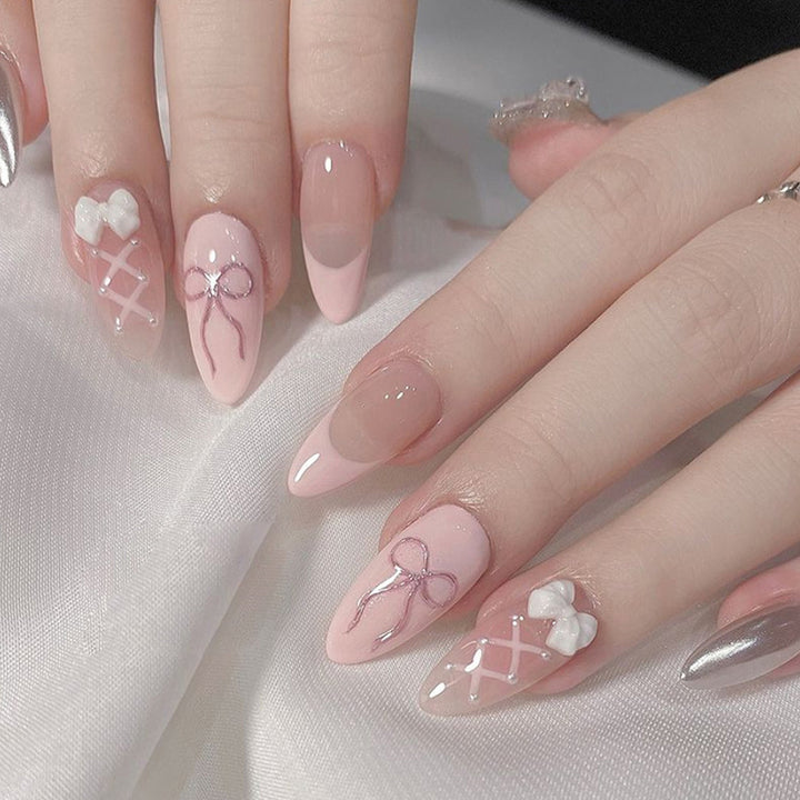 Nail art with refined bow designs Stornfield