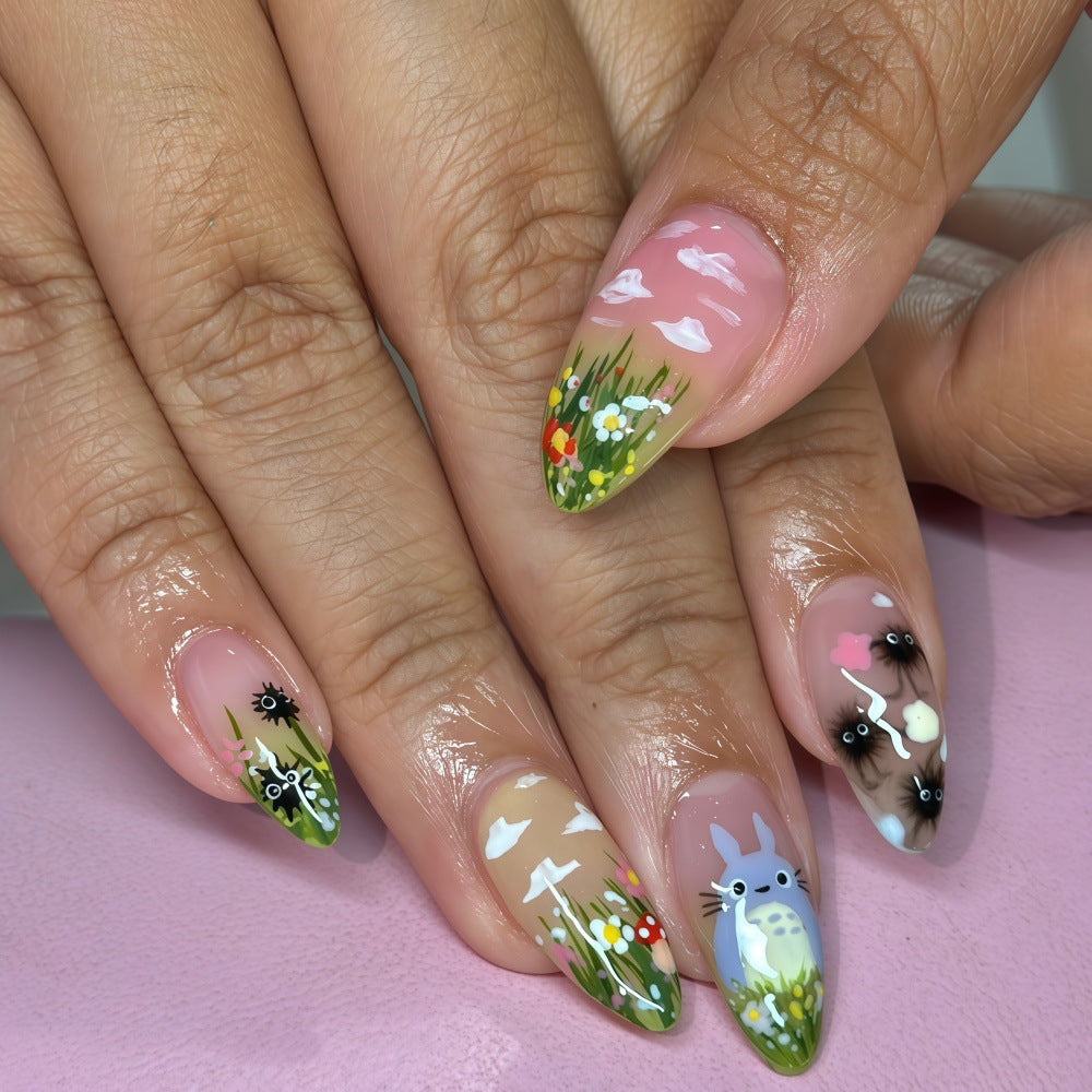 Fantasy animal and flower motifs artificial nails Stornfield