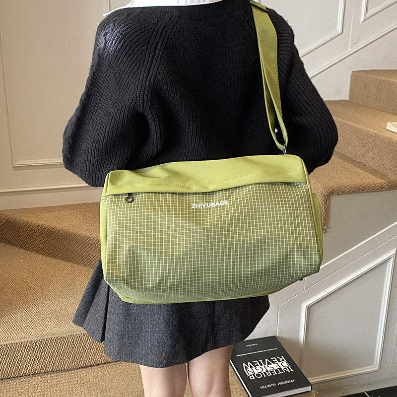 Elegant Utility Duffle Bag Stornfield