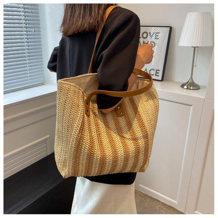 Stylish and Spacious Shopping Bag Made of Refined Straw Mix Stornfield