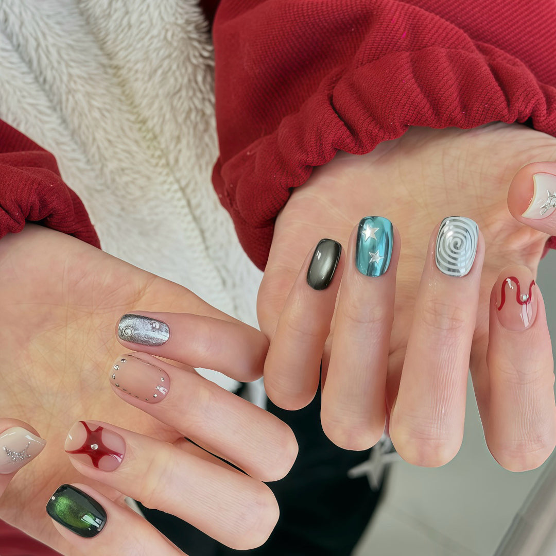 Artistic Seasonal Press-On Nail Set