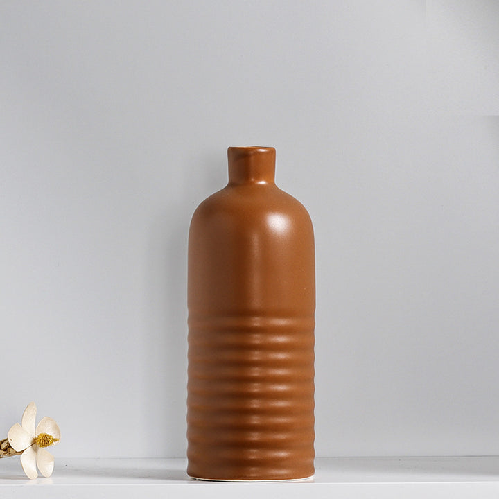 Modern Textured Ceramic Table Vase Stornfeild