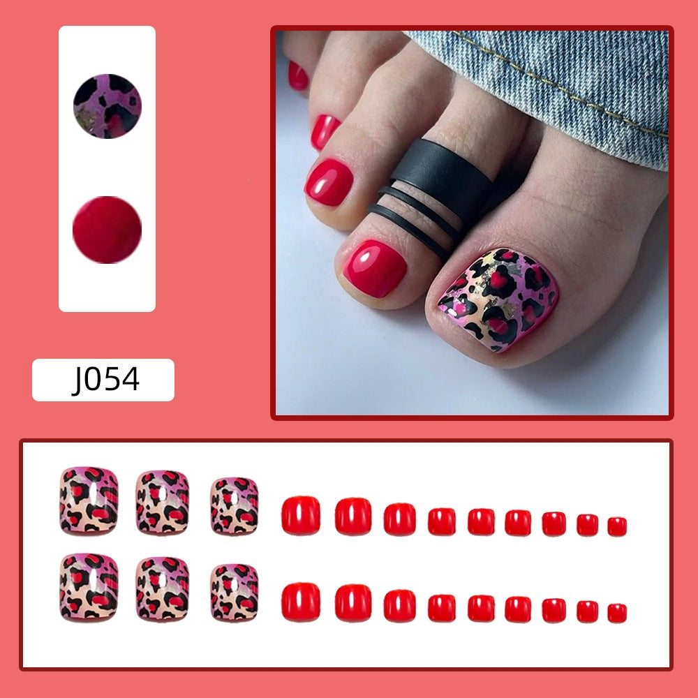 Creative Art Nails in Modern Leopard Look Stornfield