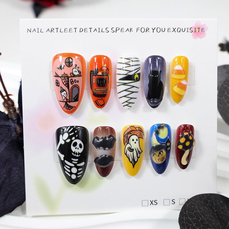 Artificial nail set with spooky Halloween designs Stornfield