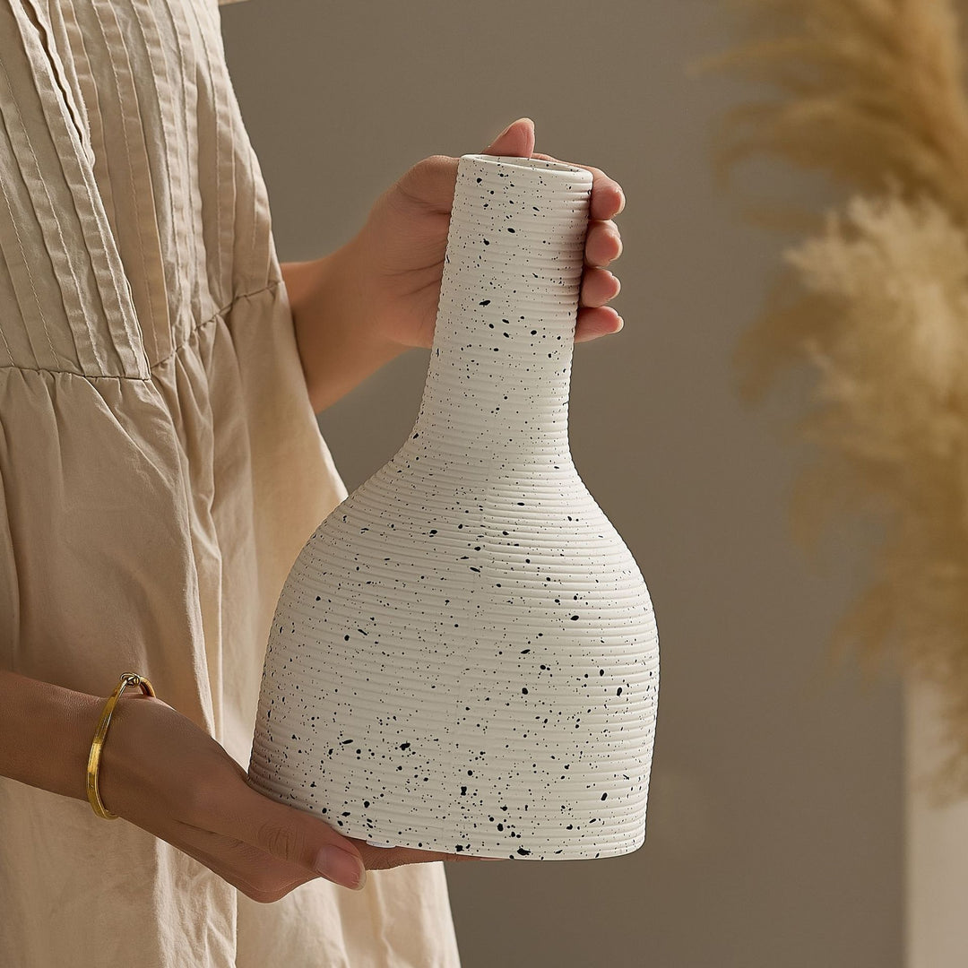 Elegant and Artistic Ceramic Vase Stornfield