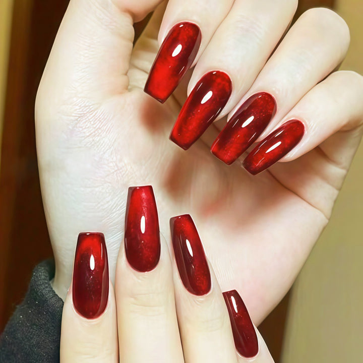 Artificial nails with elegant tip design Stornfield