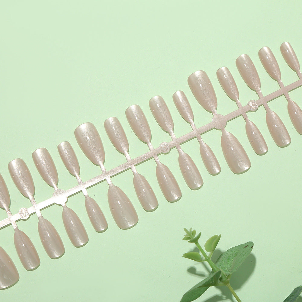 Elegant Press-On Nail Set with Glossy Finish Stornfield
